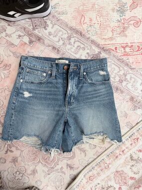 Madewell Blue Denim Relaxed Mid-Weight Denim Shorts